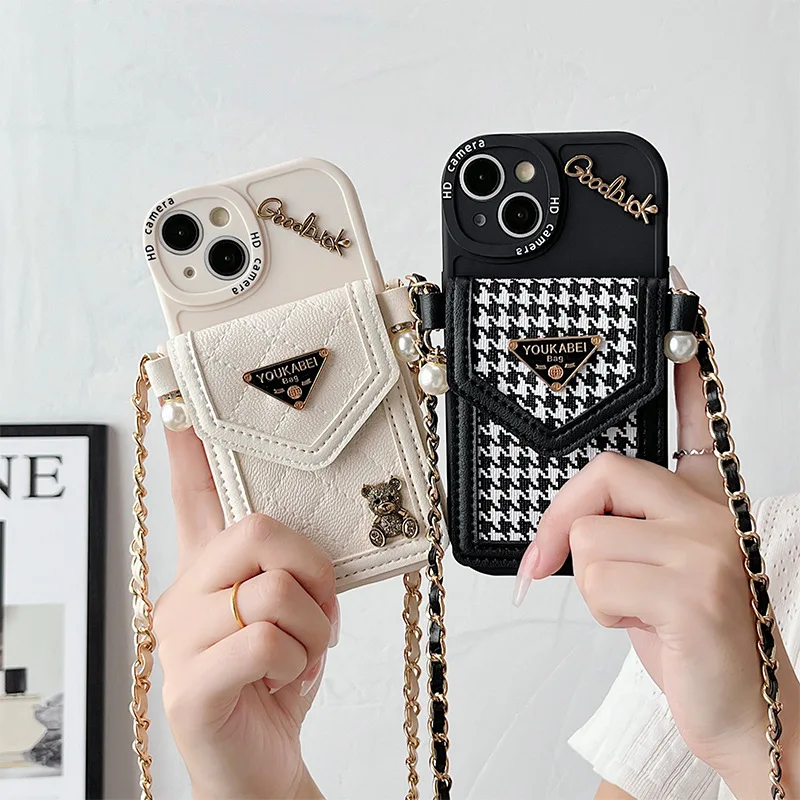 Suitable for iPhone 15 14 13 12 11Pro Max Plus Stranded Zero Wallet Card Bag Phone Case  Bear Triangle Label Fashion Luxury new