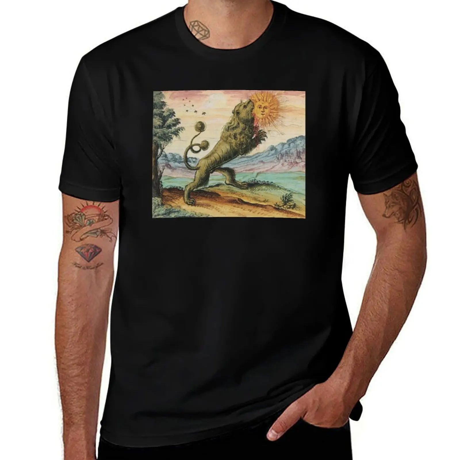The Lion Eating The Sun Antique Alchemy Illustration T-Shirt Fashion Pattern Printed Tee Shirt T-Shirt