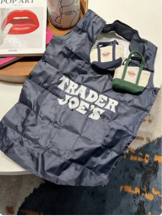 Convenient Foldable Canvas Shopping Bag Tote Bag Key Chain Coin Purse Fashionable Storage Bag for Men And Women