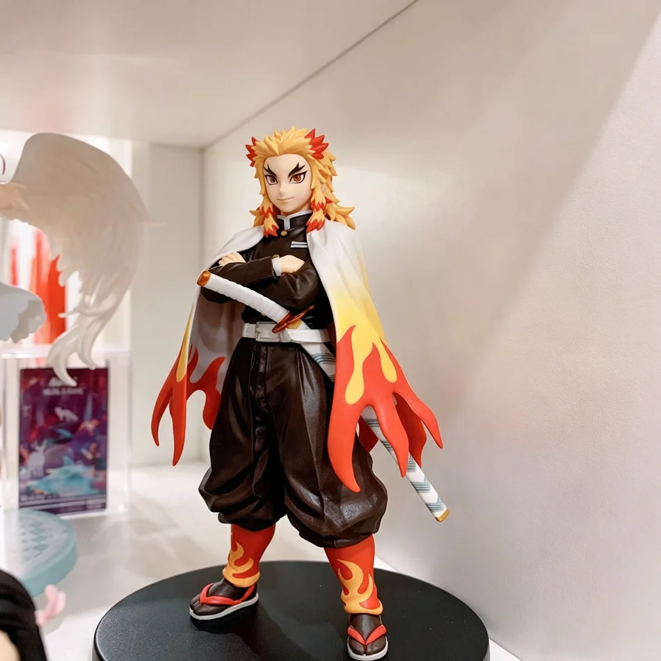 Model Kit Zenitsu - New Demon Slayer Anime Figure Series