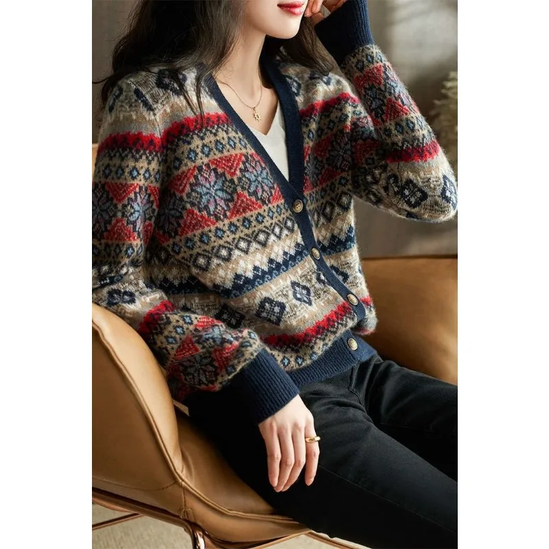 루즈 코트 여성용 2025년 신상 가을 겨울 니트 가디건 우아하고 다재다능한 스웨터 소형 아우터웨어