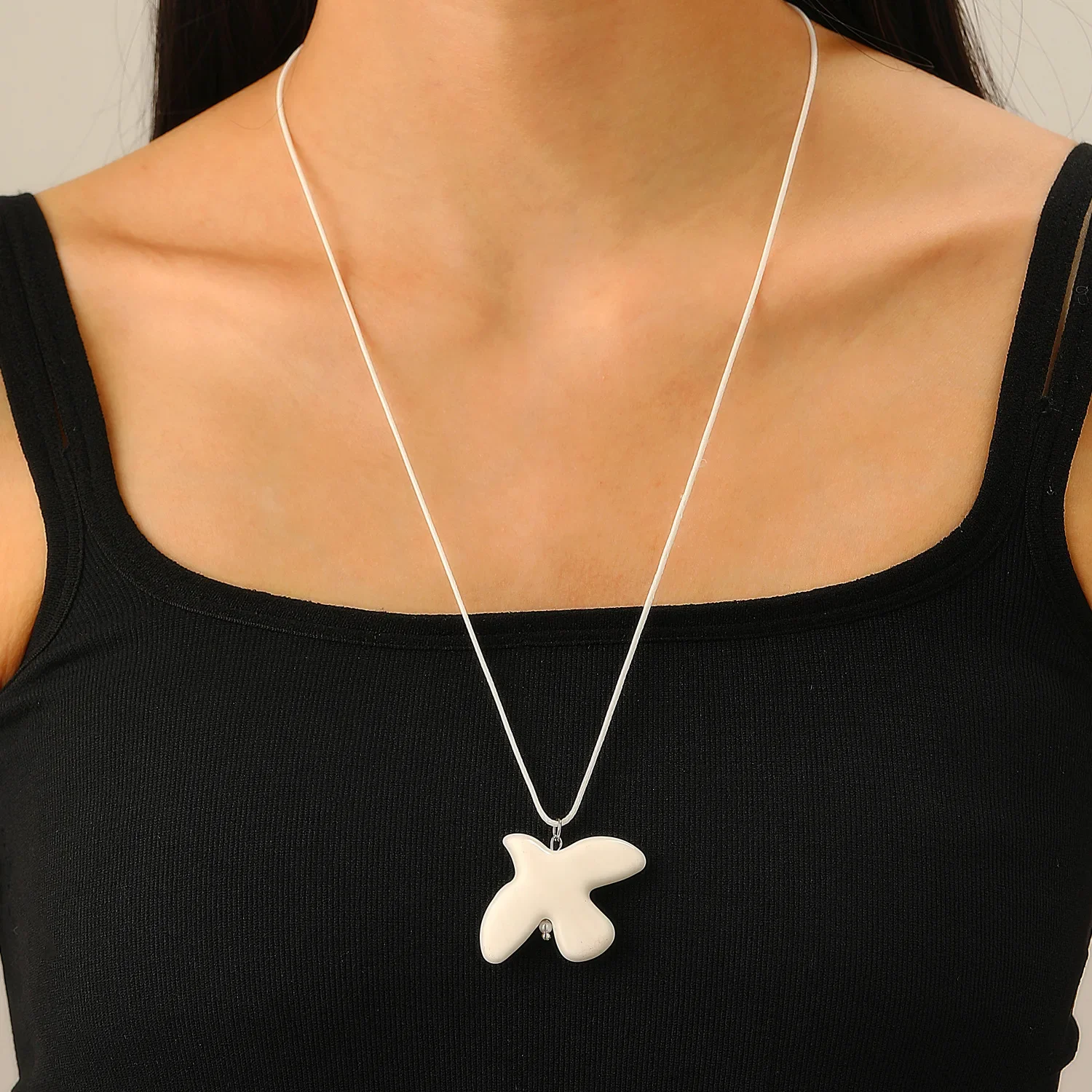 LATS الأزياء الأبيض السيراميك حمامة السلام قلادة للنساء خمر هندسية جولة هوب أقراط مجوهرات هدية