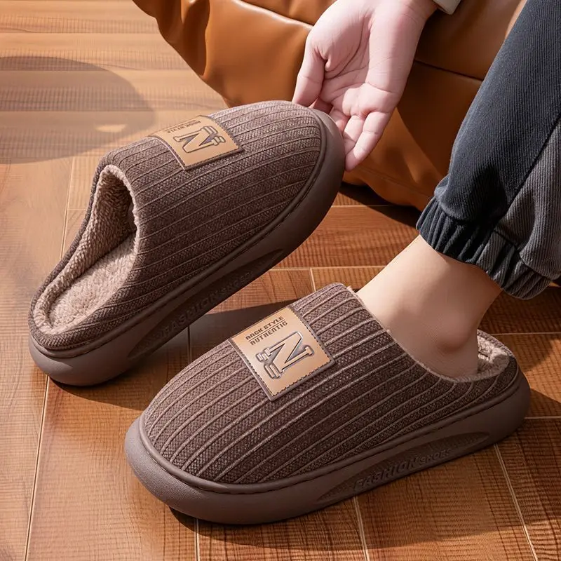 Men's Winter 2025 New Cotton Slippers Thick Sole Warm Fleece Indoor Slipper Comfortable Large Size Non Slip Home Footwear