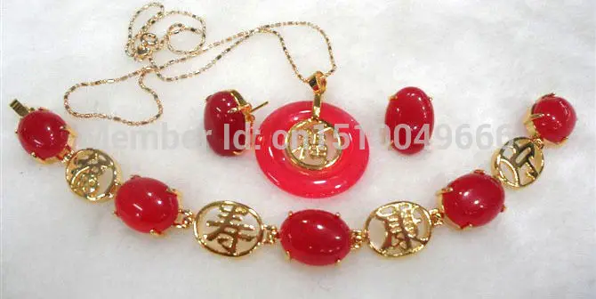 Hot sale      charming green/red jade mixed bracelet/earring/ring set