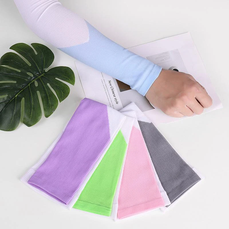 

Unisex New Fashion cycling Ice Silk Long-Sleeved Arm Sleeves Breathable Sunscreen and Heat Protection for Adults