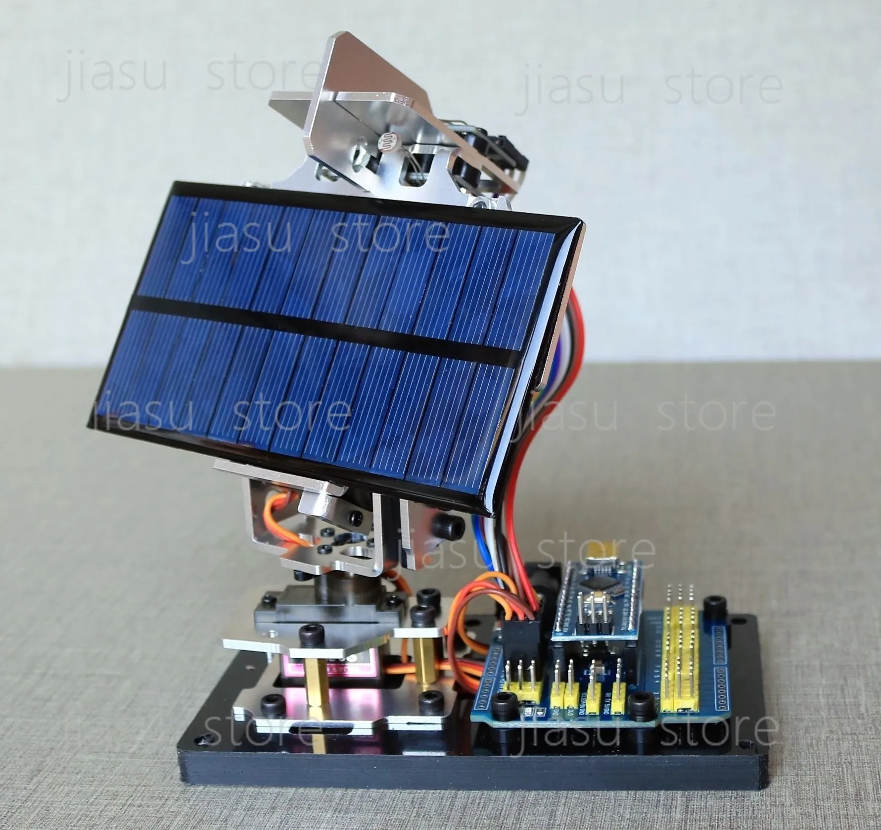 Arduino DIY smart solar tracking device power generation maker project small production tracking radar