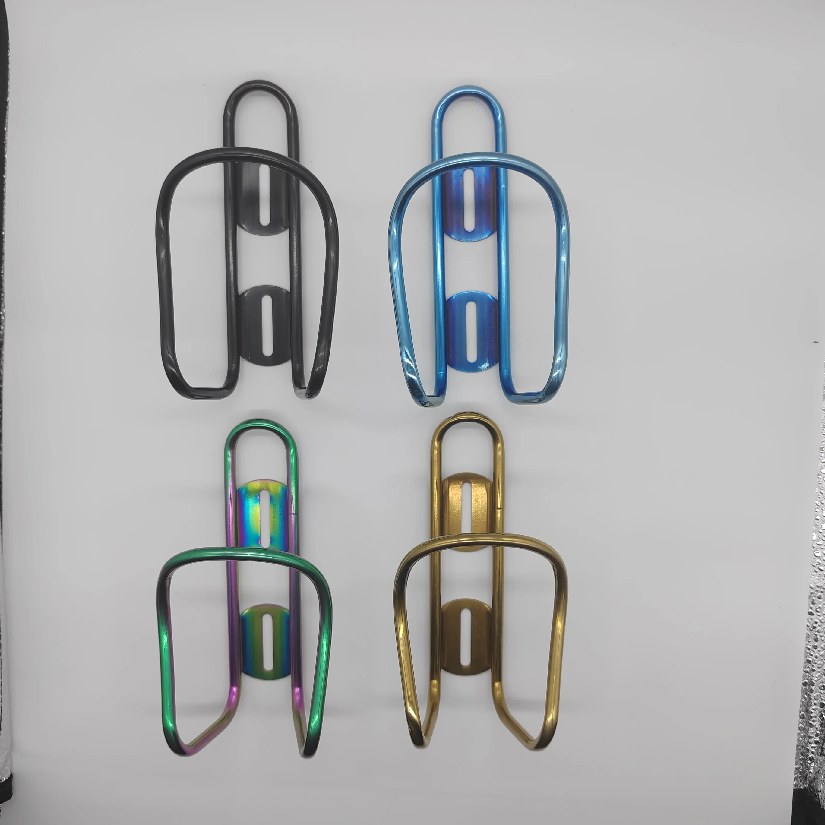 

2pcs Titanium UltraLight Water Bottle Cage With Free M5 Ti Bolts for Bicycle Bike Riding