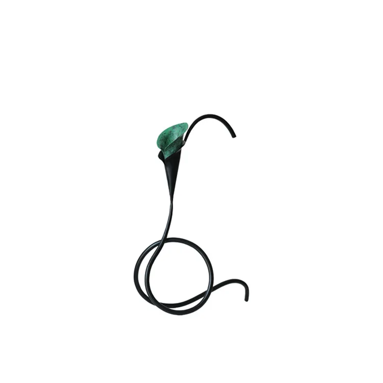 Modern simple calla lily wrought iron wall hanging art candlestick ornament Chinese ancient style candlestick