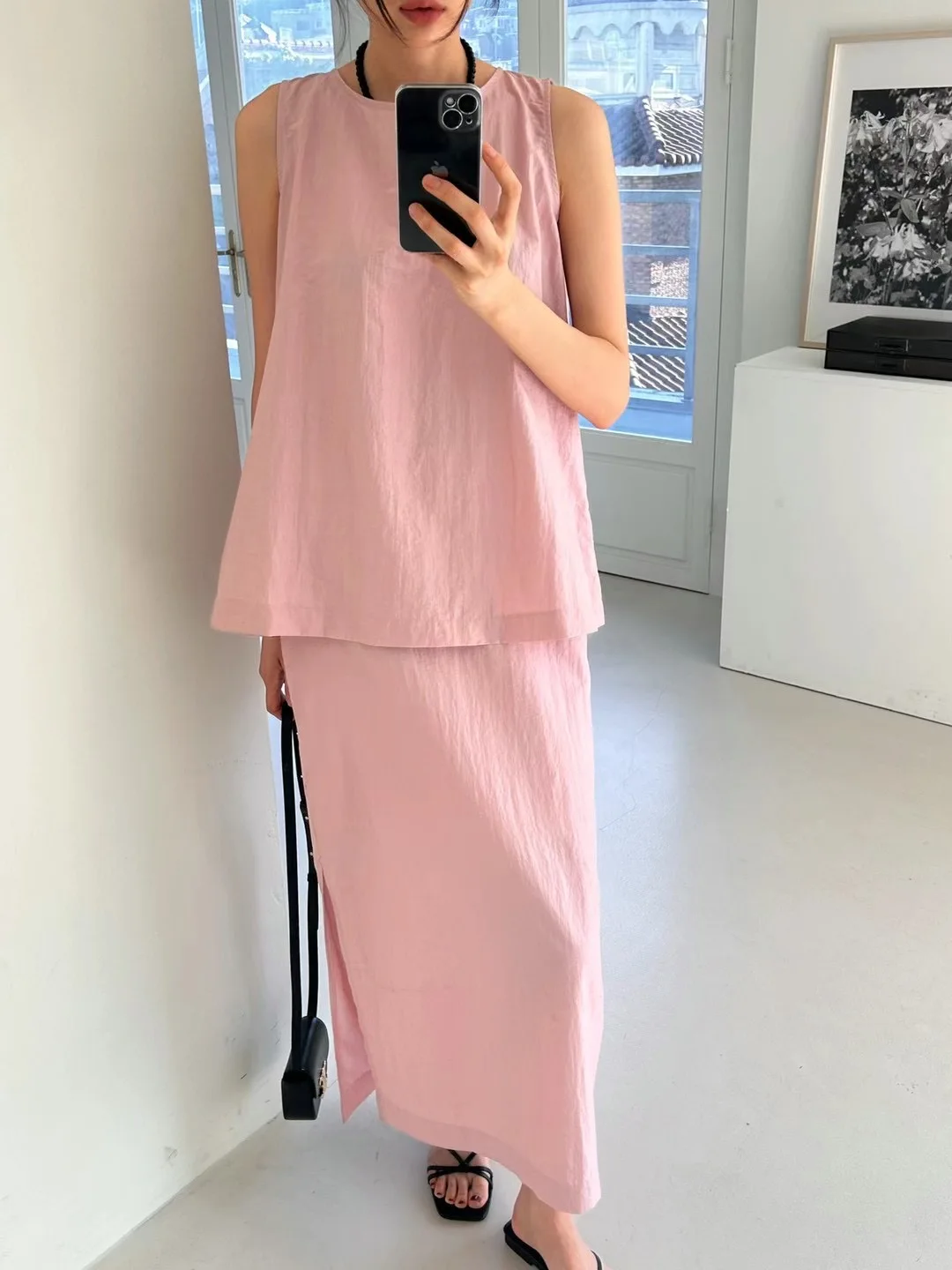 

Women's Sleeveless Vest Top Hollow out Back Loose Fit High Waist Skirt Set Summer Fashion Two-Piece Outfit Straight Cut