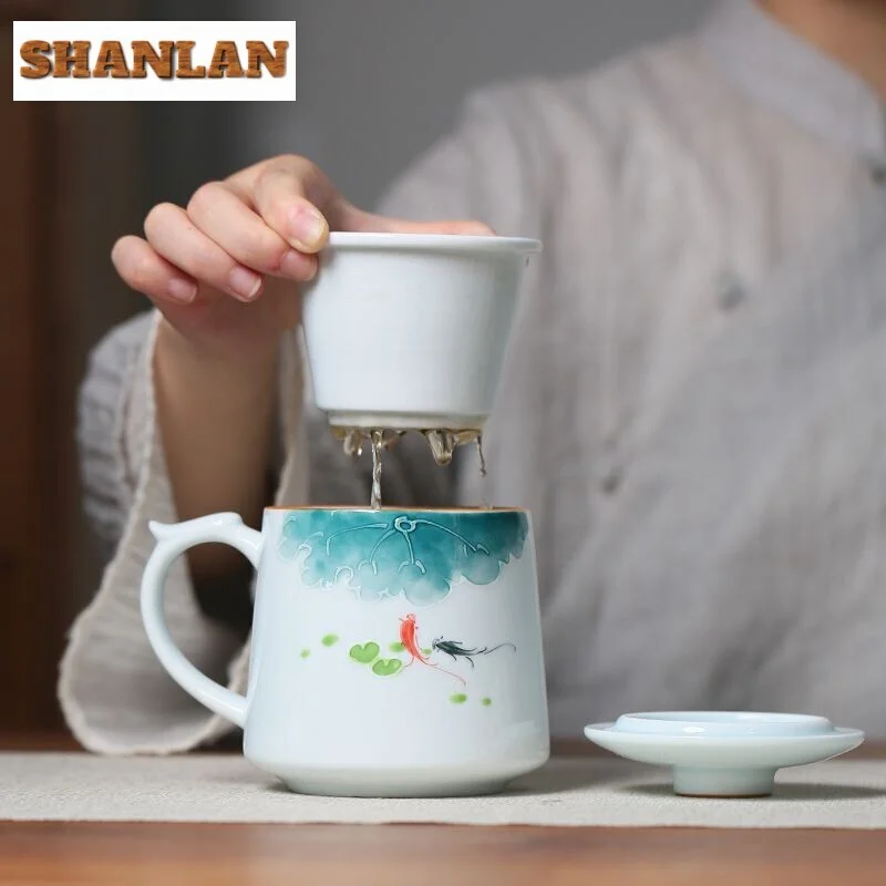 

380ml Hand-painted Fish Play Filter Tea Separator Cup Filter Mug Antique Pink Celadon Tea Brewing Cup Mug with Lid Teaware Gift