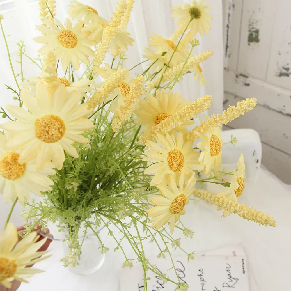 

Sunflower Artificial Flowers, Faux Silk Daisy Bridal Bouquet, Fake Flowers for Home Wedding Garden Decoration, DIY Table Centerp
