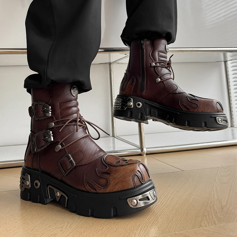 الرجعية الرجال تشيلسي الأحذية الفضة البني الرجال سميكة سوليد الارتفاع زيادة المضادة للانزلاق مصمم أزياء العلامة التجارية في الهواء الطلق دراجة نارية الأحذية