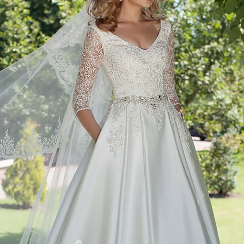 Elegant V คอ Appliquins ลูกไม้ครึ่งแขน A-Line ชุดเจ้าสาวชุดเจ้าสาวที่กําหนดเอง