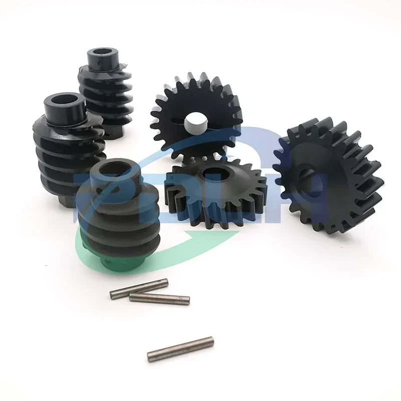Huq CTP Punching Machine Accessories Worm Gear and Worm Gear with 20 Teeth Huq Black Helical Gear PT-90 125 130
