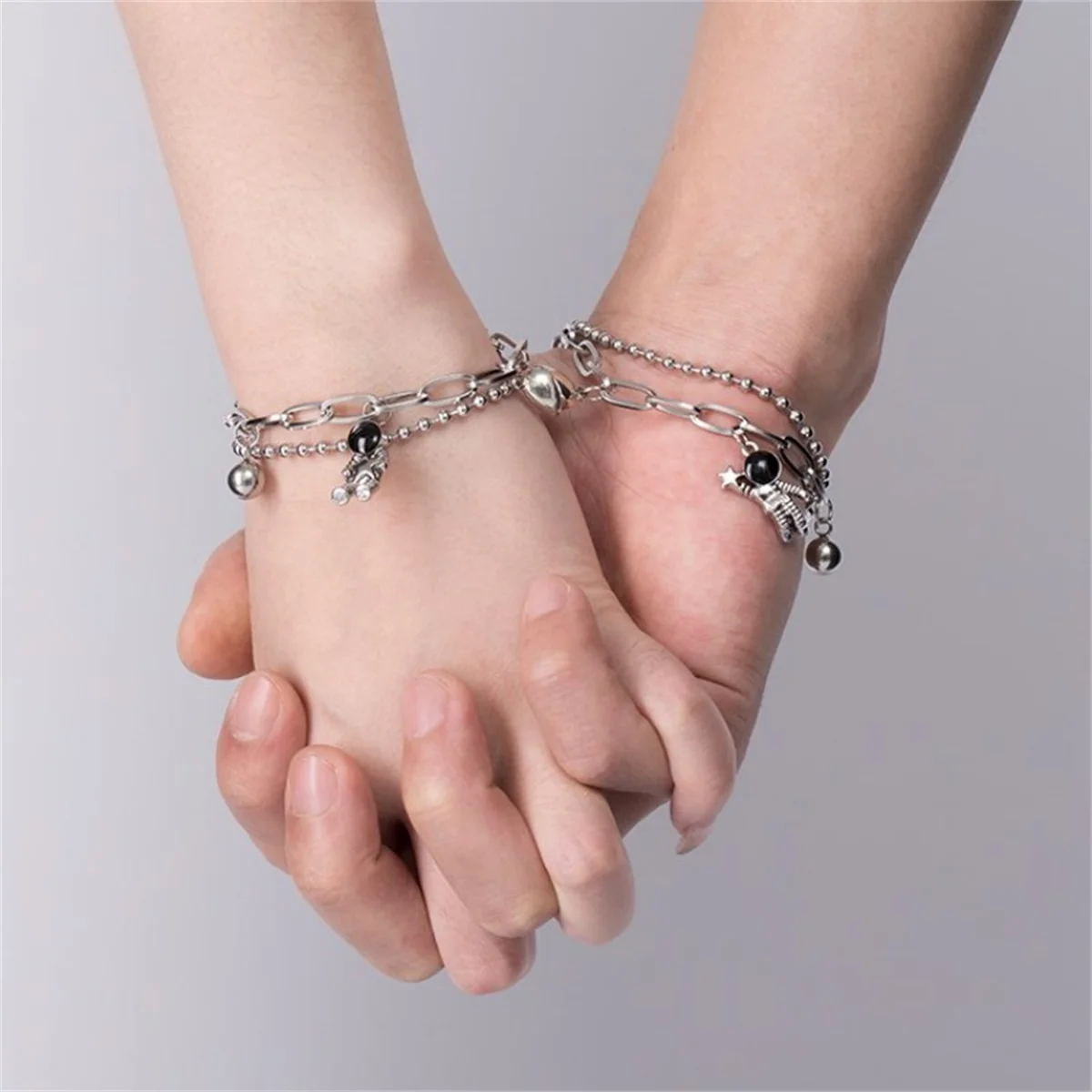2Pcs/Set Fashion Heart Magnetic Attraction Astronaut Couple Bracelet For Women Men Lock Key Matching Bracelet Friendship Jewelry