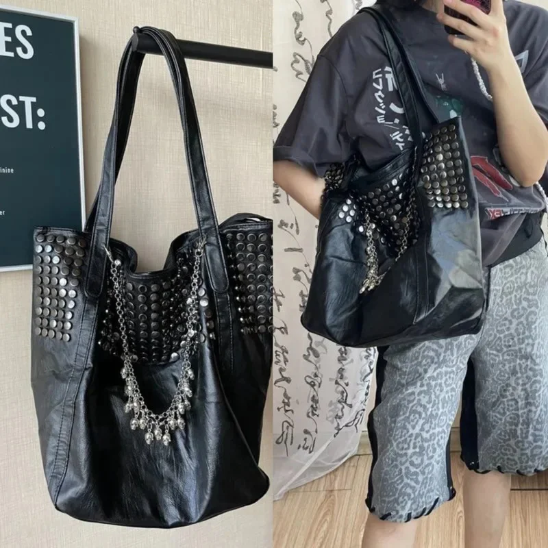 Rivet Punk Skeleton Tote Bag Soft Leather Chain Tote Bag Versatile Tote Bag Zipper Shoulder Bag Couple Large Capacity Backpack