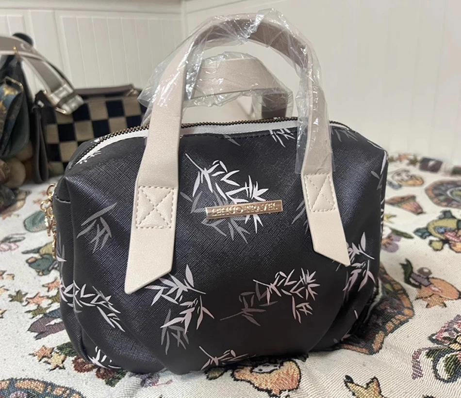 

Handbag Chinese Bamboo Printing Large Capacity PU Waterproof Portable Wash Bag