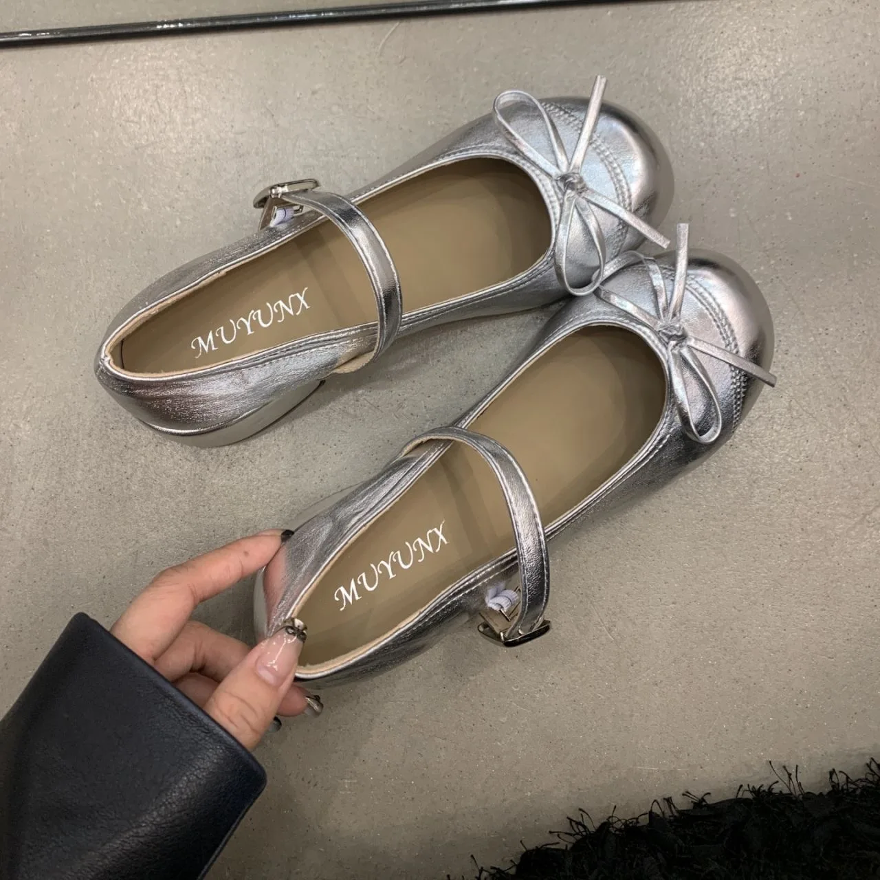2026 Spring Summer New Mary Jane Flat Heels Women's Shoes round Head Heightening Silver Color Shallow Mouth Thick Heel Shoes