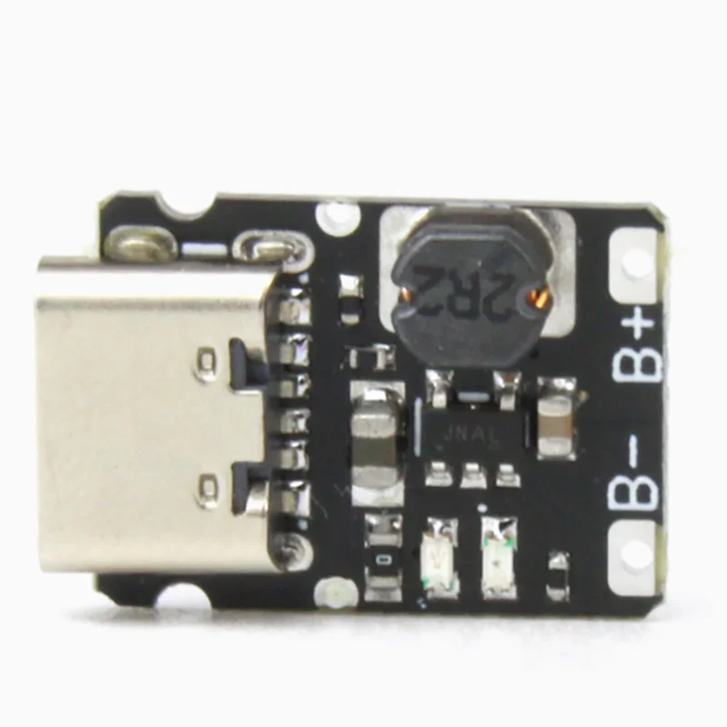 5V charging and discharging integrated module 3.7V 4.2V lithium battery 18650 charging protection boost power board Type-C