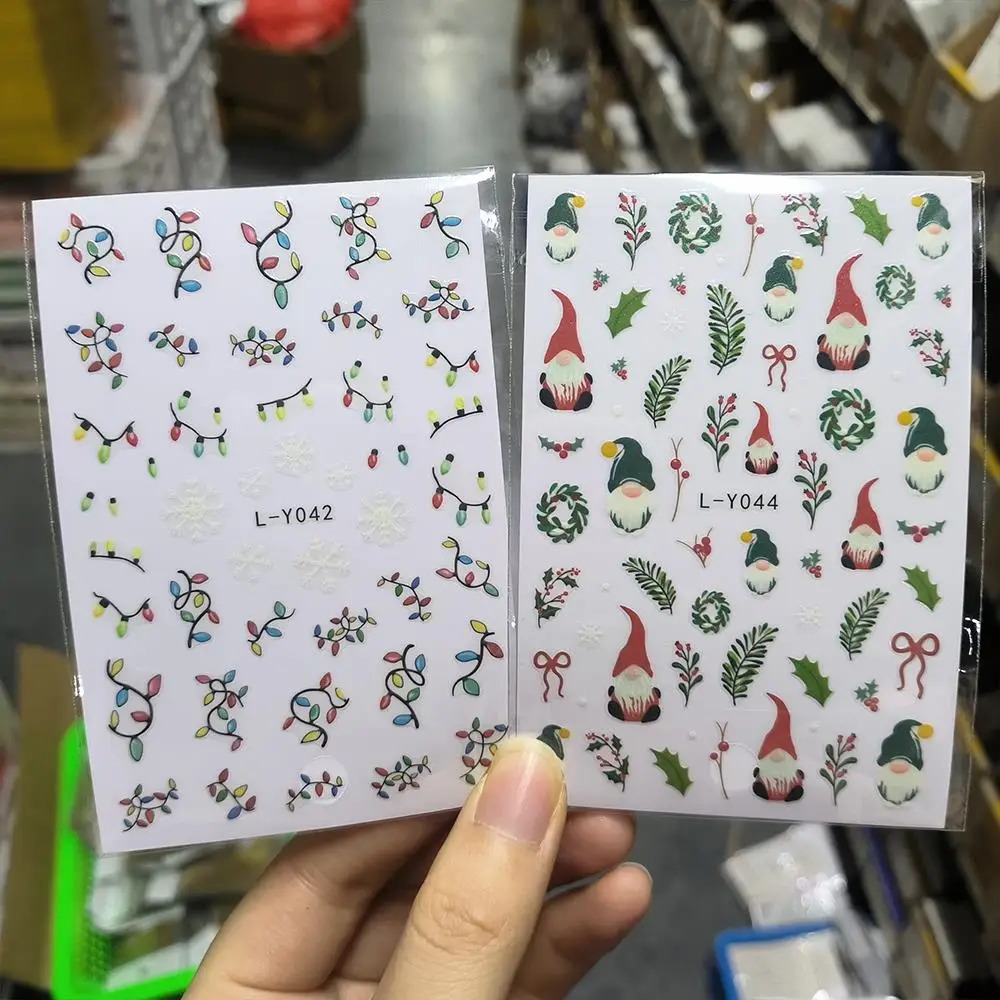 1/2 pçs 3d luminoso colorido lâmpadas de natal adesivos de unhas baixo no escuro papai noel árvore de natal decalques de unhas inverno decoração de unhas