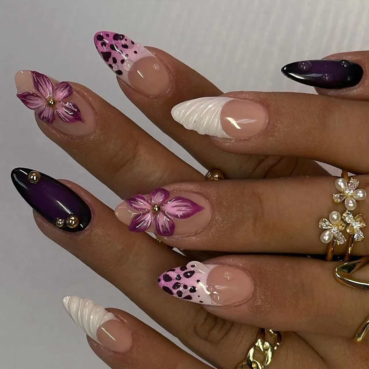 24 pçs 3d gradiente roxo flor imprensa em unhas borda branca leopardo impressão estilo francês unhas falsas doce legal unhas falsas para mulher