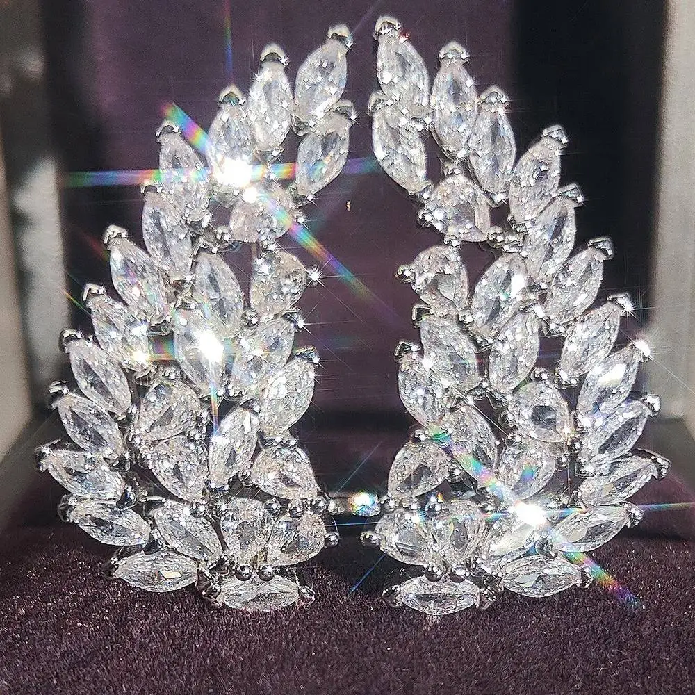 

Изысканное кольцо с крыльями ангела и цирконием в открытой оправе для женщин, суперблестящее, с огранкой «Восемь сердец, восемь стрел», роскошное кольцо