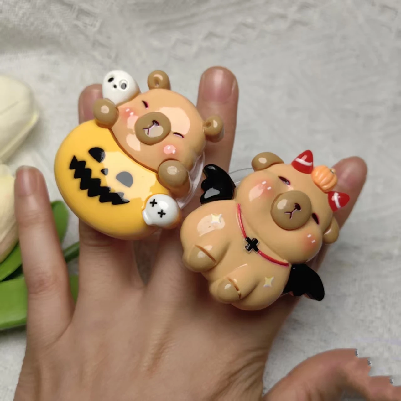 Supporto magnetico fantasma di Halloween per supporto pieghevole universale Smart Tok Magsafe per presa Tok con impugnatura per capibara zucca 3D per iPhone