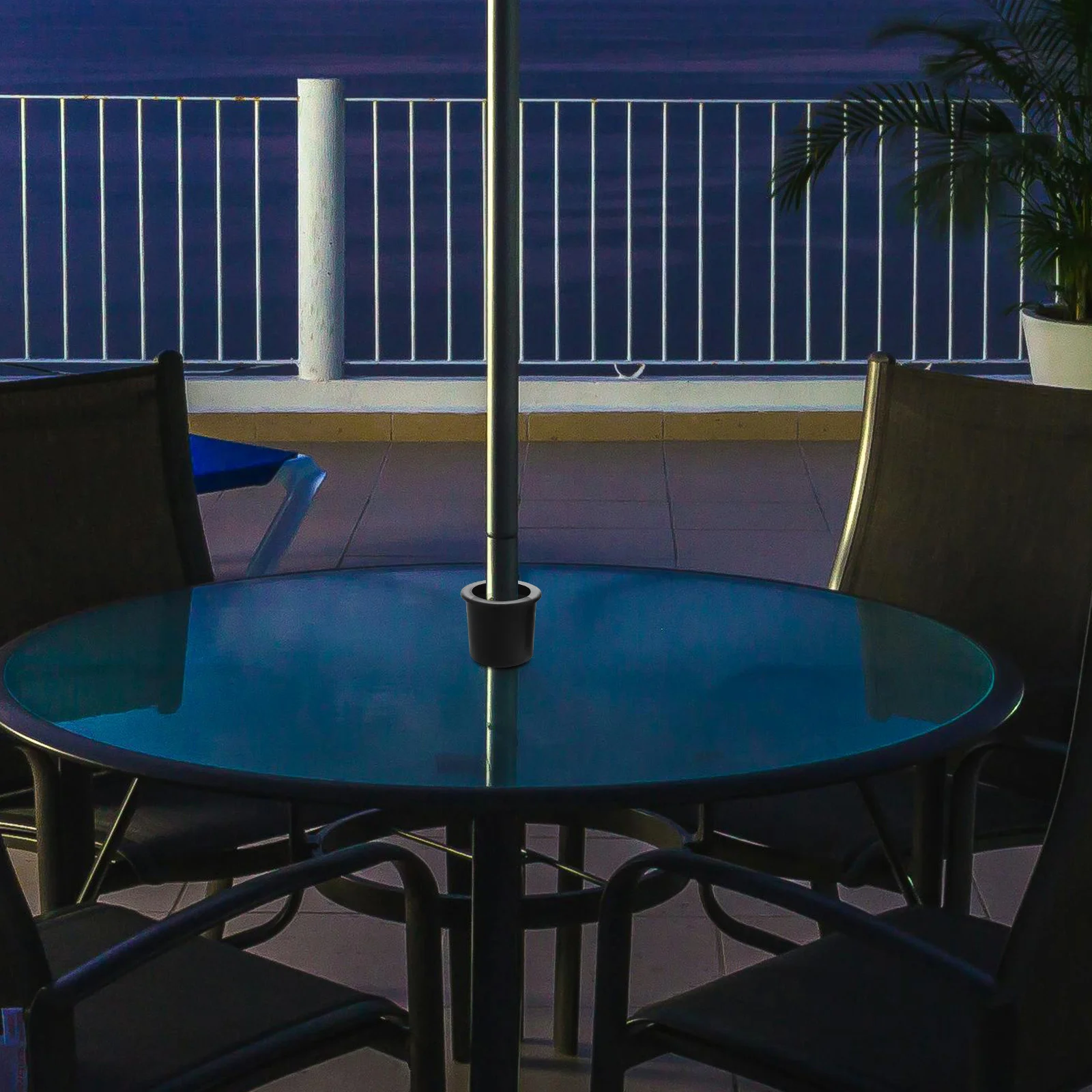 

2Pcs Durable Table Umbrella Hole Cap Waterproof Outdoor Patio Plug Parasol Stabilizer Universal Table Replacement Accessory