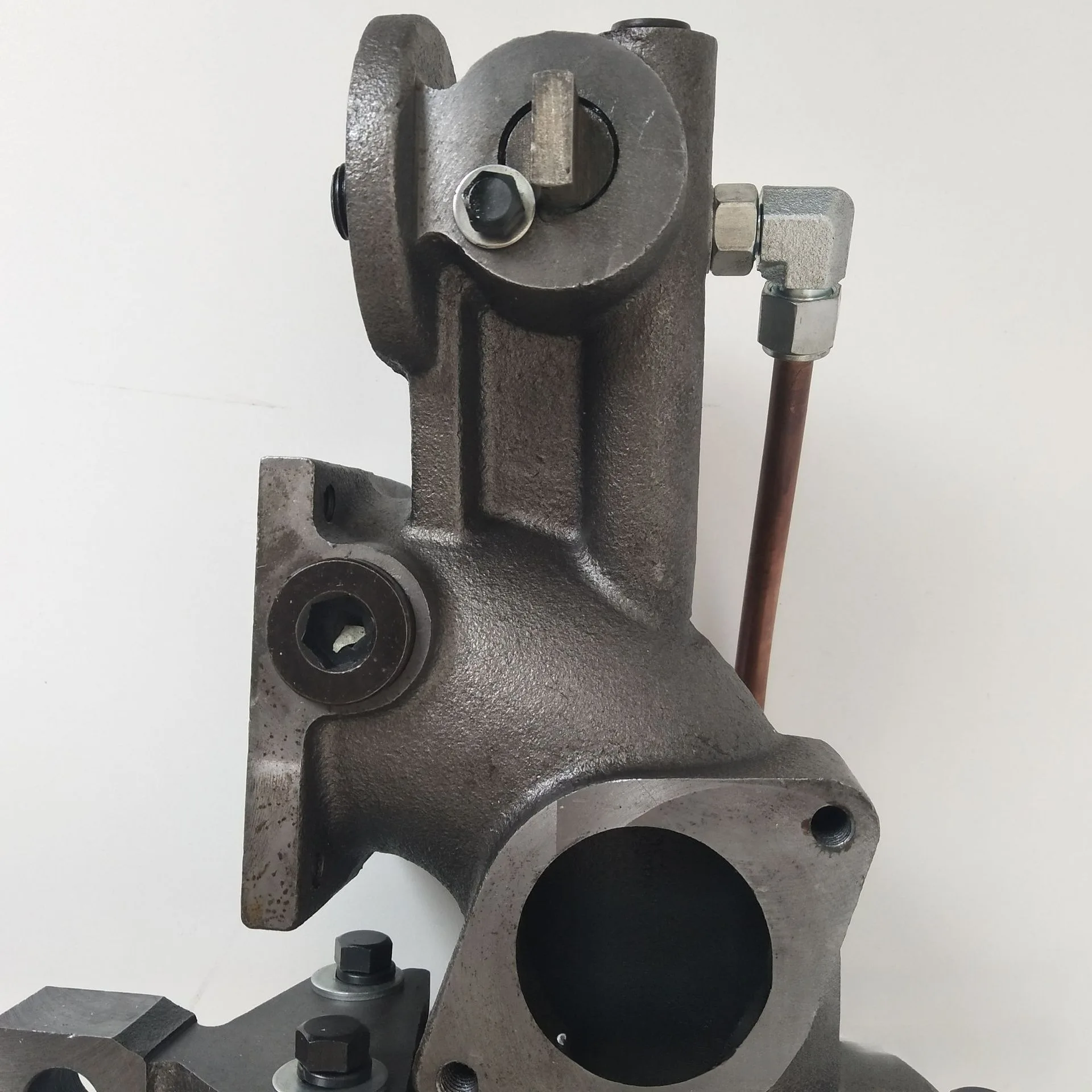 

water pump assembly Cummins engine water pump seawater pump 3098964 Applicable to Cummins K19