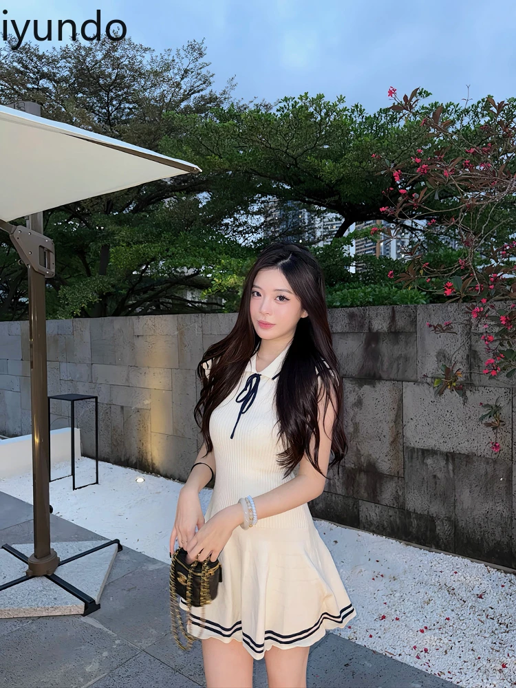 ชุดเดรสถักนุ่มสไตล์ Preppy สีกรมท่าของผู้หญิงพร้อมแขนเล็กและรายละเอียดคาดเข็มขัด - ชุดเดรสลําลองสตรีฤดูร้อน