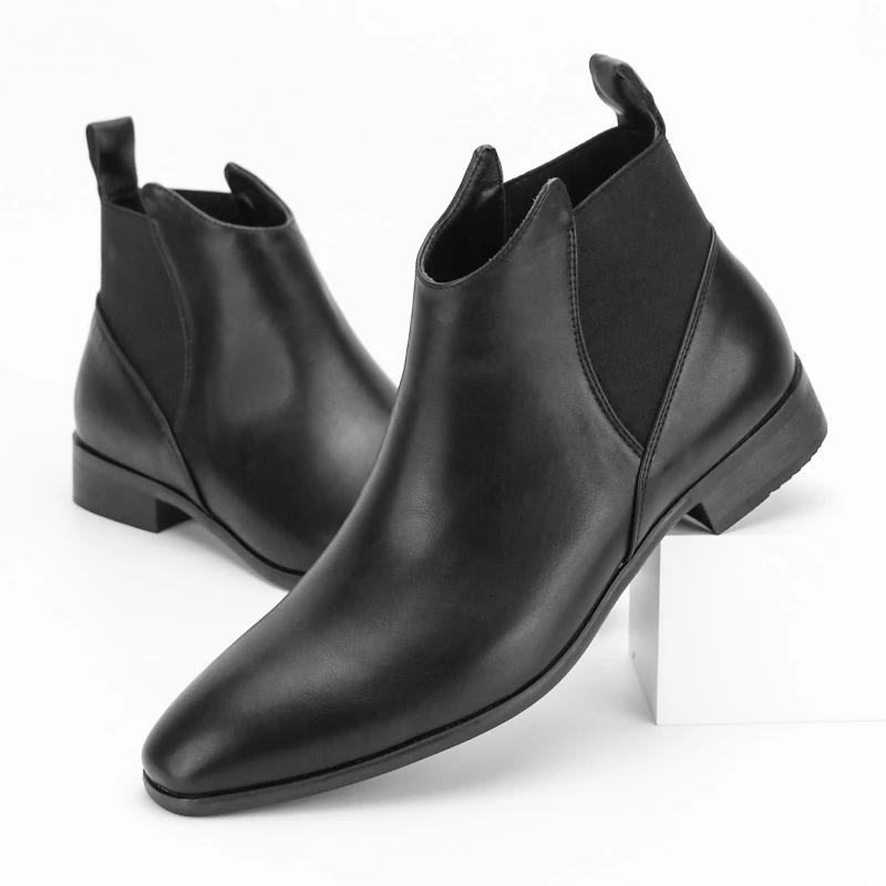 

Sharp Pointed Retro Chelsea Men's Boots Business Banquet Wedding Leather Boots