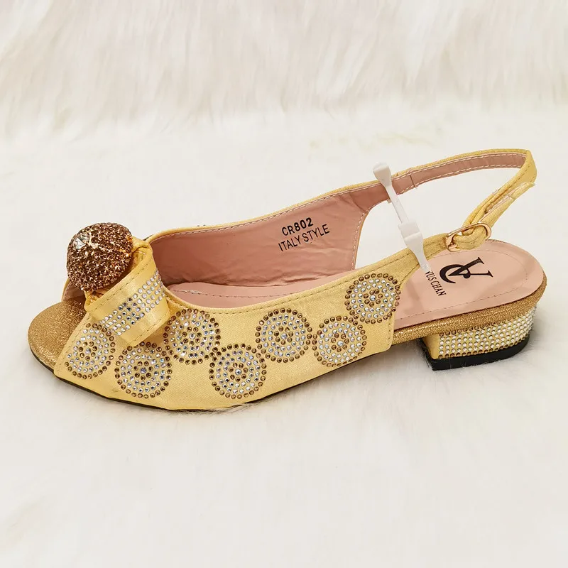 Nigeryjczyk New Arrival moda gorący i styl młodzieżowy złoty kolor panie zestaw butów z torebką z Rhinestone na wesele