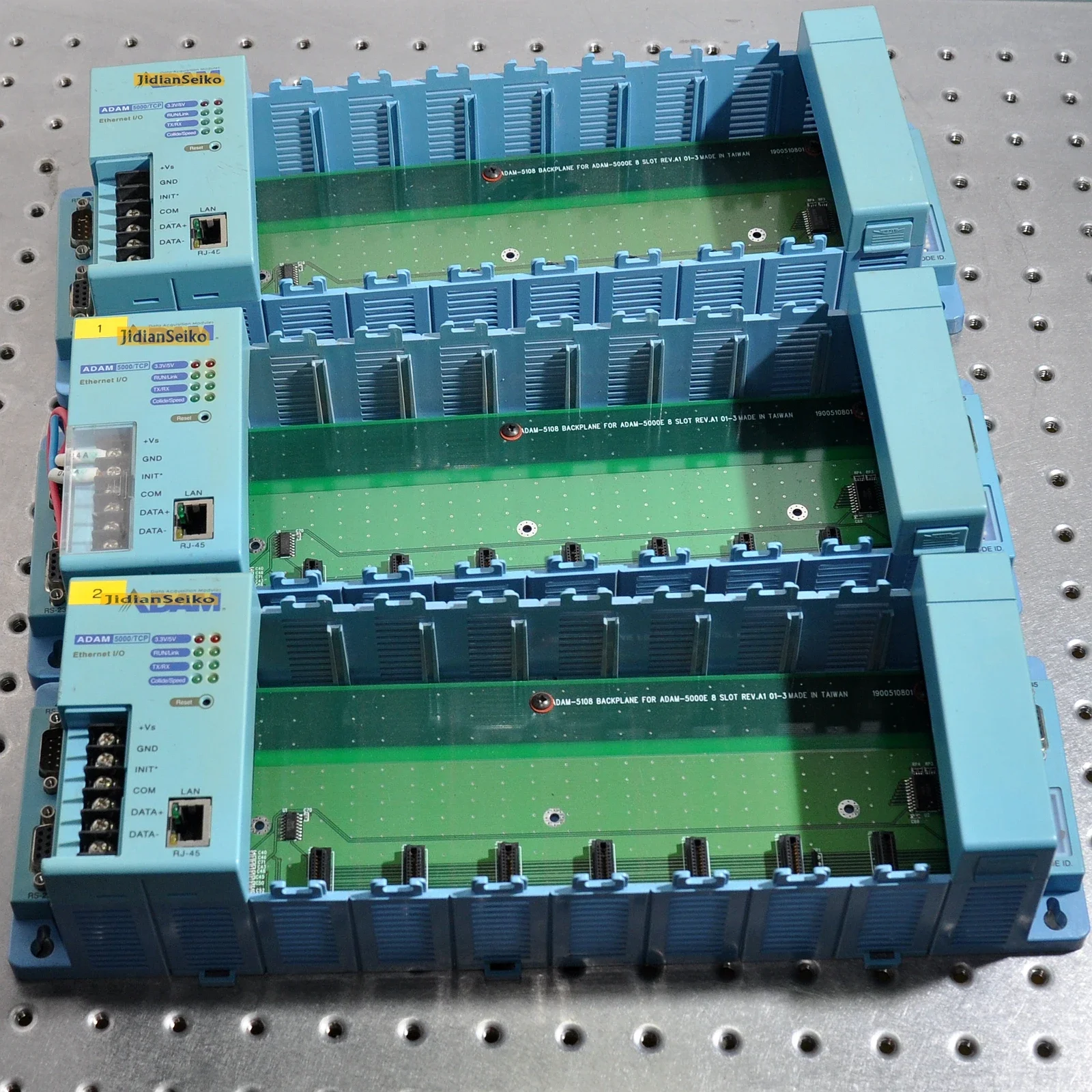 ADAM-5000/TCP Ethernet-Based Data Acquisition Control System Used Free Shipping