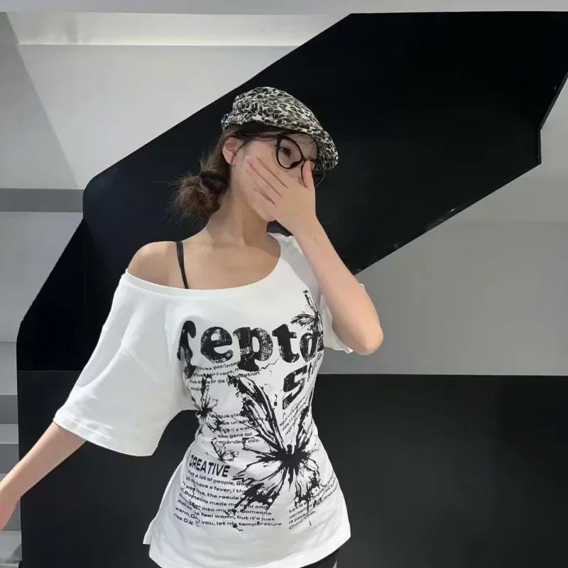 تيشيرتات نسائية قطنية Y2k قطع علوية 2025 Ropa Mujer فضفاضة صيفية Camisetas مكشوفة الأكتاف على شكل فراشة تي شيرت غير رسمي أنيق مثير