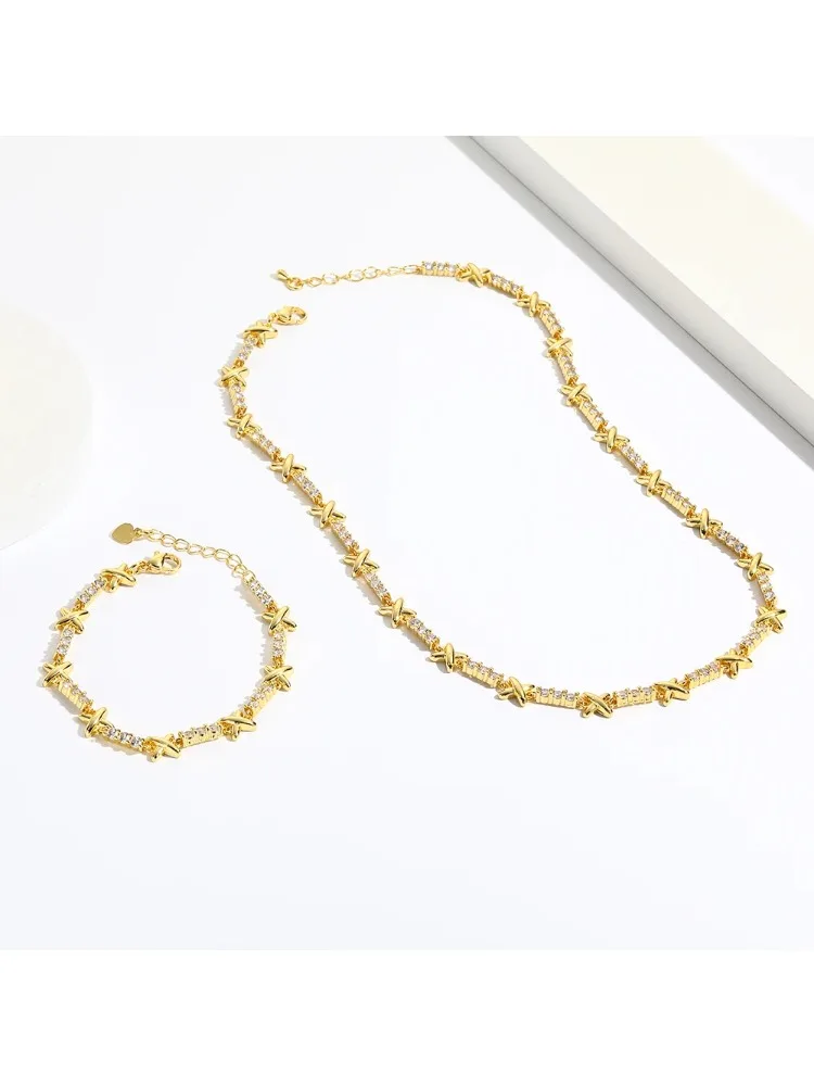 Collier en zircone cubique glacée pour femmes, chaîne de Tennis couleur or, breloque en forme de X, bijoux à la mode, nouvelle collection 2025