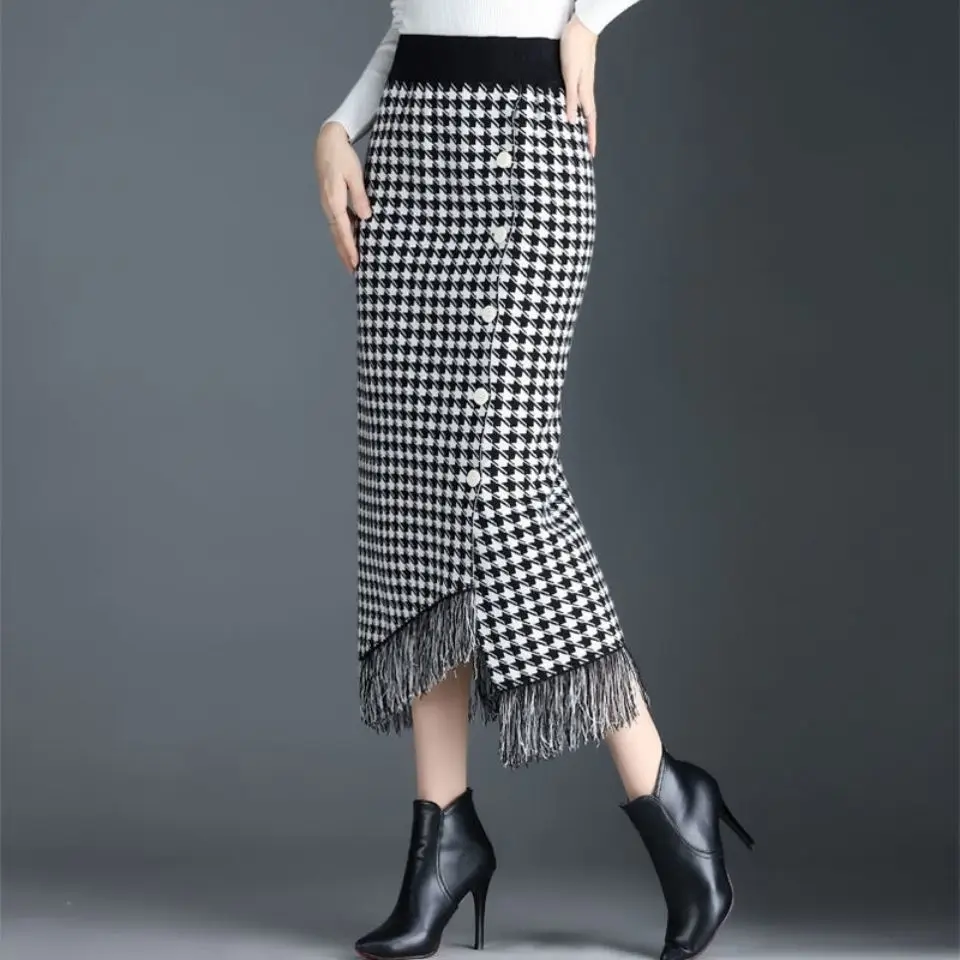Knitting Skirts Ladies Autumn Winter Houndstooth High Waist Tassel Fleece All-match A-line Skirt Women Clothes Fashionable Skirt