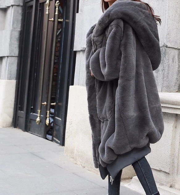 Płaszcz damski z luźnym krojem, gruby, z kapturem, średniej długości do długiego, z bawełną, styl jesienno-zimowy, 2025.