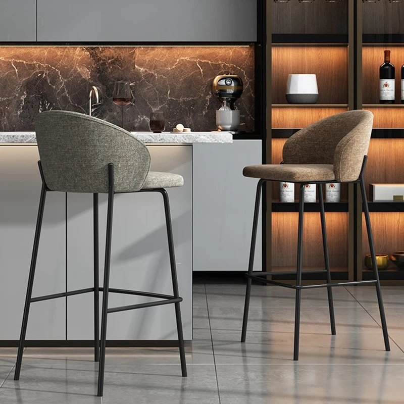 مقاعد بار معدنية بسيطة لغرفة المعيشة والمطبخ مع كراسي بار مصممة خلفية أثاث منزلي حديث من Sillas Para Comedor