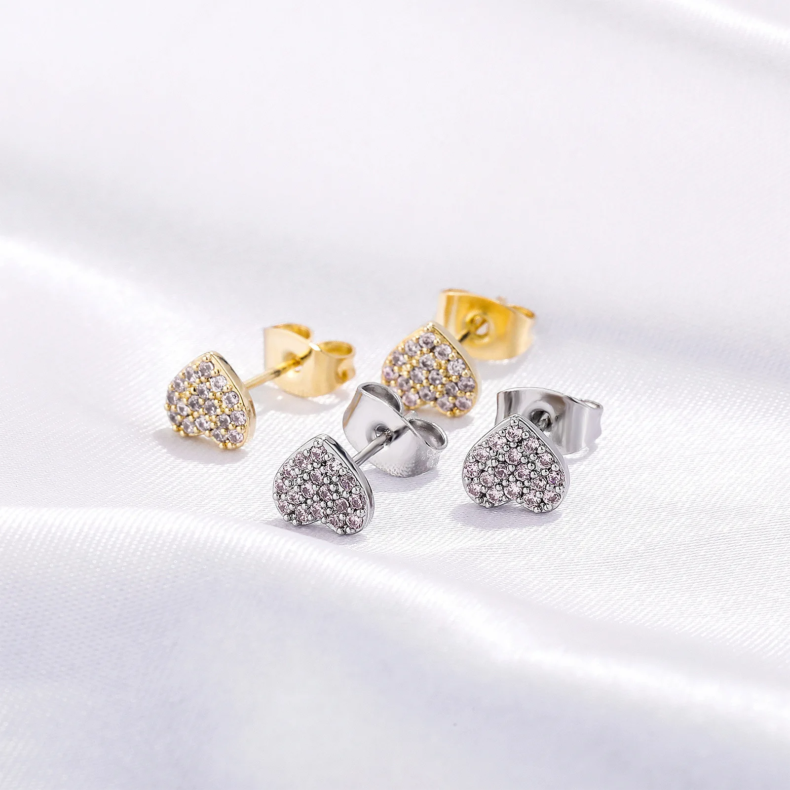 Pave Pink CZ Heart Stud Earrings Micro‑Paved Sweet Dainty Post Stud Elegant Ladies Piercing Ear Jewelry For Daily Occasion Gift