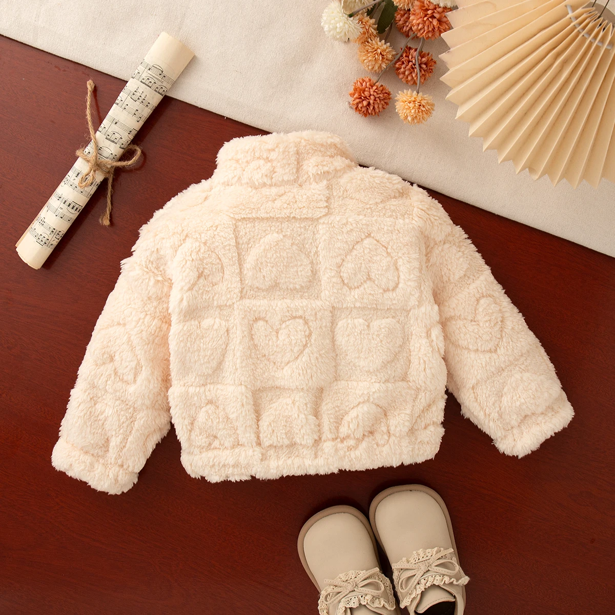 Baby Girl Winter Outerwear Solid Color Heart-Shaped Pattern Zipper Style Baby Girl Jackets Simple And Thick Warm Baby Coat 3