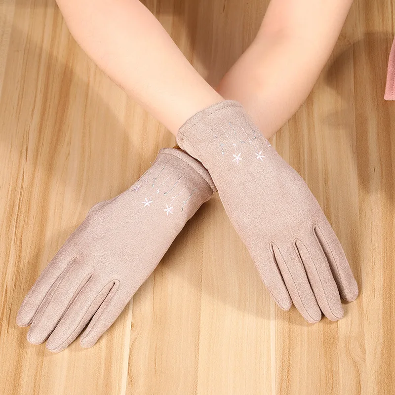 New Autumn And Winter Women Thicken Keep Warm Embroidery Suede Gloves Drive Cycling Cute Lovely Elegant Windproof Soft