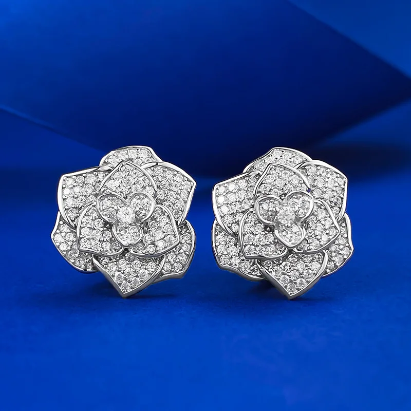 

2024 New S925 Pure Silver Luxury Set with Diamond Camellia Rose Earrings for Women's Exquisite and Versatile Style