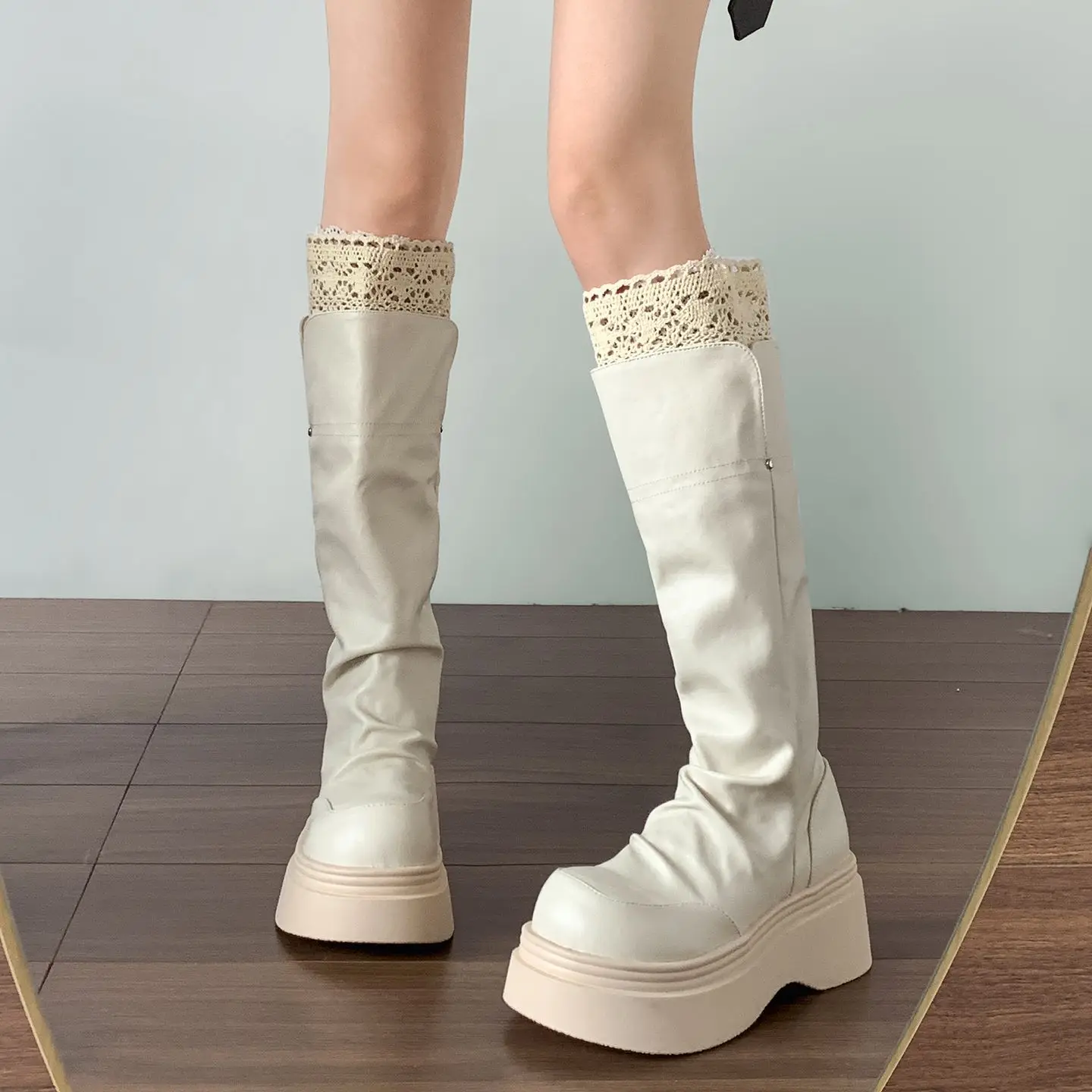 2026 New Women Autumn Winter Motorcycle Rider Boots Female Vintage British Long Boots Korean Style Hot Girl Lace Platform Boots