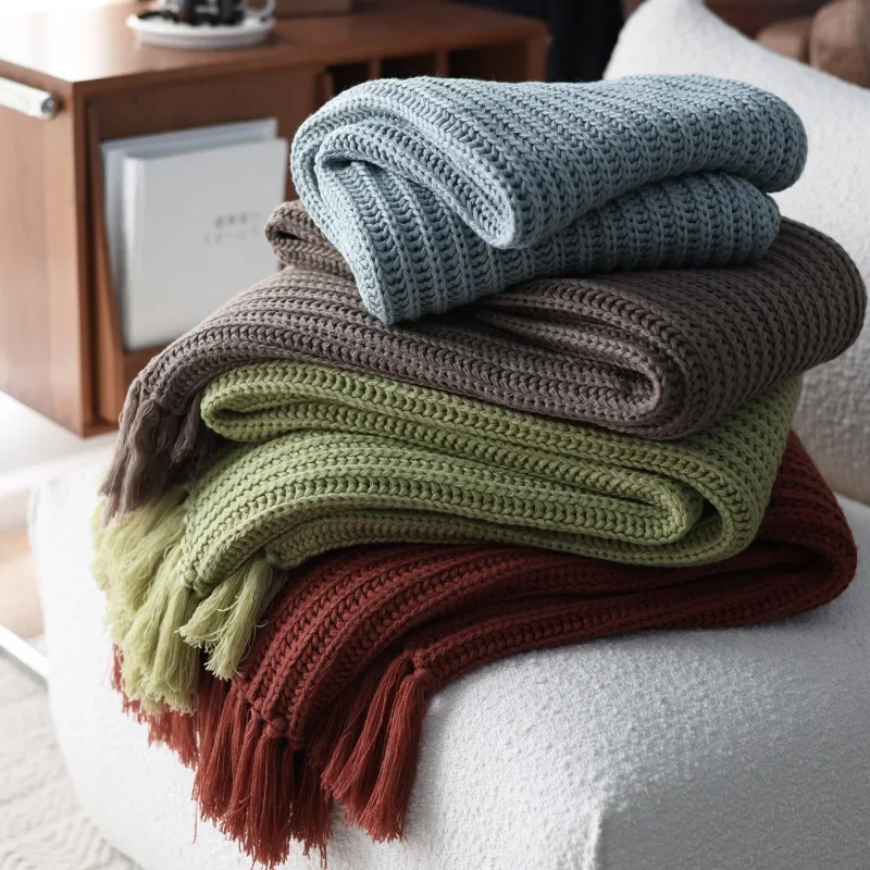 Solid Color Knitted Blanket Home Hotel Bed End Towel Sofa Leisure Decorative Cover Throw Blanket Large Size Thick Bedspread Cozy