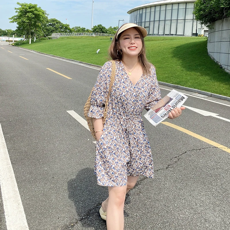 

Vogana Original Summer Floral Lace Rer V-Ne Invisible Bule Convenient to Wear Ele plus Size Women's Wide Leg Pants