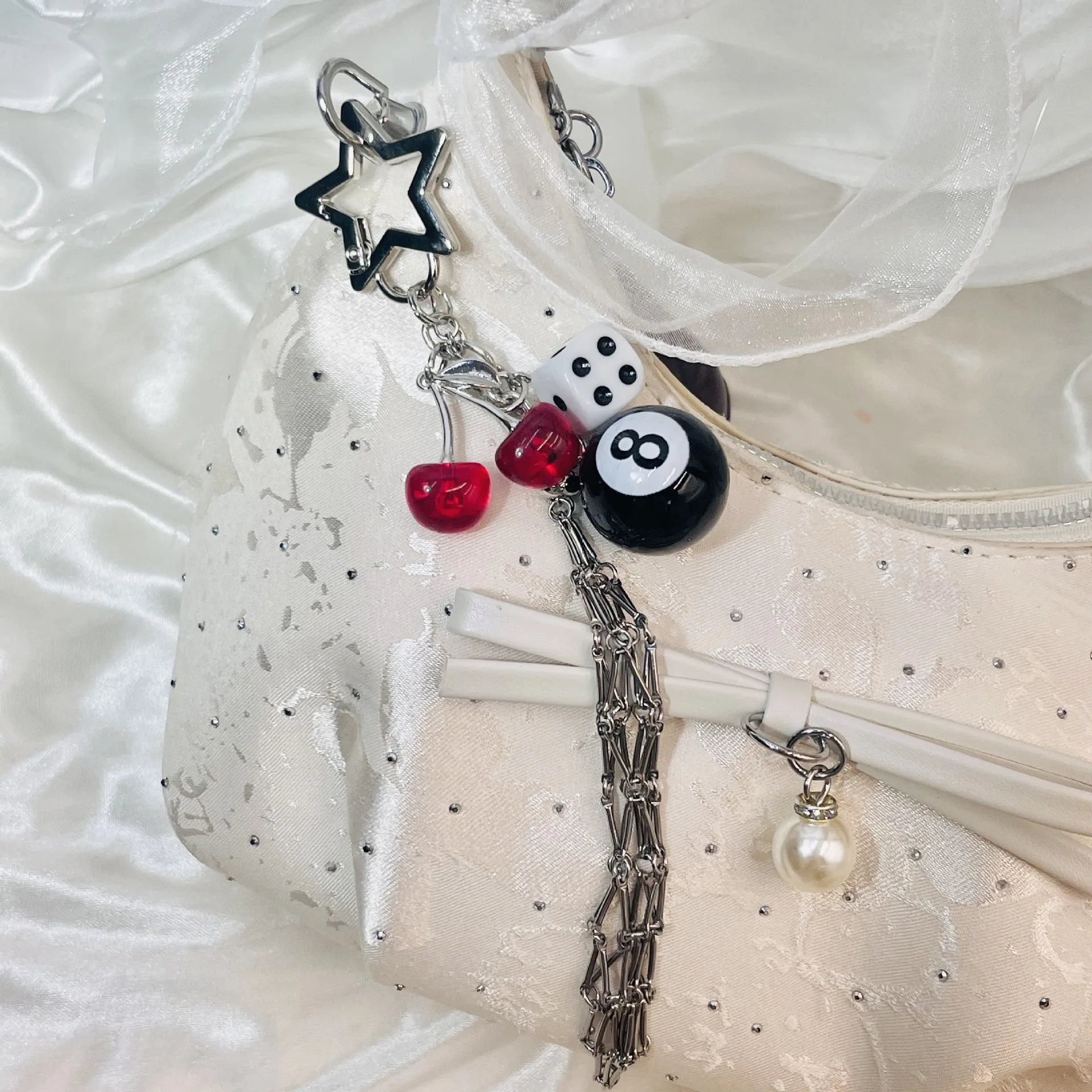 Modischer Netz-Lippenstiftbeutel Sechsseitiger Würfel-Schlüsselanhänger Klassischer Billard-Schlüsselanhänger Damen Mode-Taschen-Schlüsselkette Dekorativer Geschenk-Schlüsselring – Detail 3