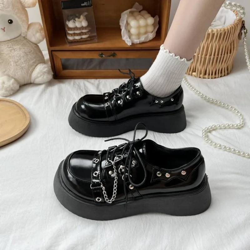 2026 Chunky-Plateau-Pumps für Damen, Schleifen-Keilabsatzschuhe, Lolita-Schuhe, Damen-Herz-Knöchelschnalle, schwarze Schuhe – Detail 26
