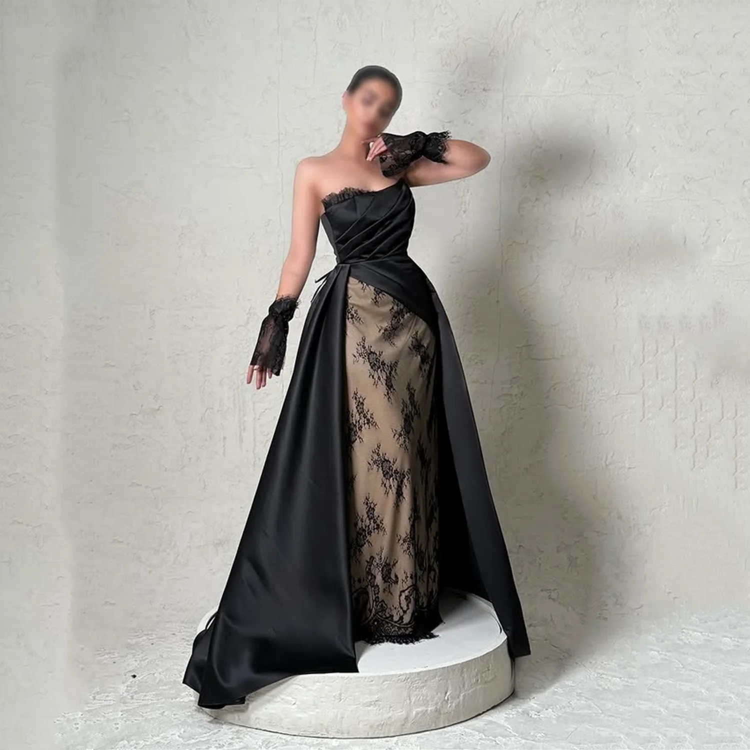 

Aileen Robes De Soirée Women's Evening Dress فساتين سهرة Платье Вечернее Elegant Party Dresses 2025 Black Customized Lace Prom