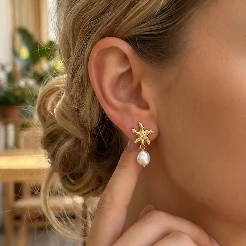 Zierliche Seestern-Ohrringe mit Imitationsperlen in Goldfarbe für Damen, Mermaidcore-Ästhetik, Seestern-Tropfenohrringe, Sommerurlaubsschmuck