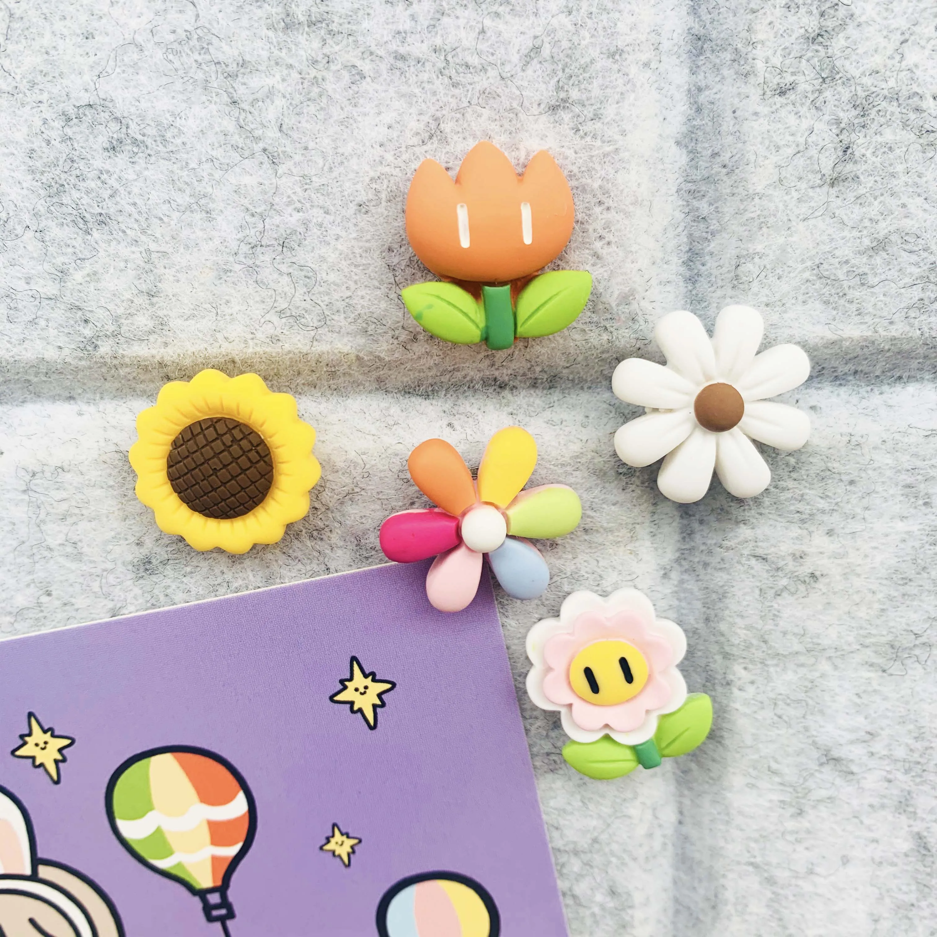 5pcs Pushpins Cute Colorful Sun Flower Push Pins Decoration Wall Cork Board Thumbtack Pin Drawing Office Binding Supply